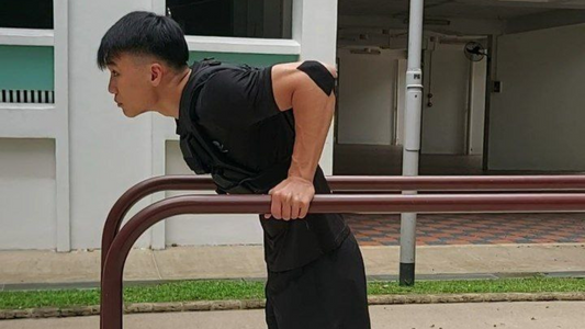Gain Muscle Mass with Weighted Calisthenics