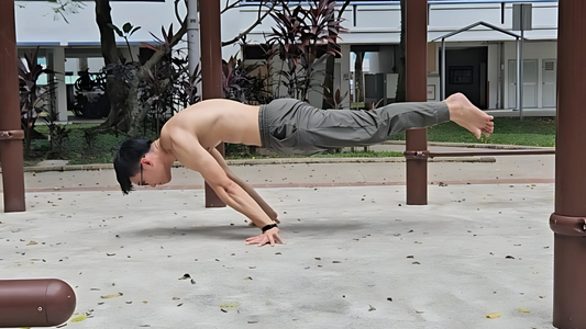 Full Planche on Floor, Good Form